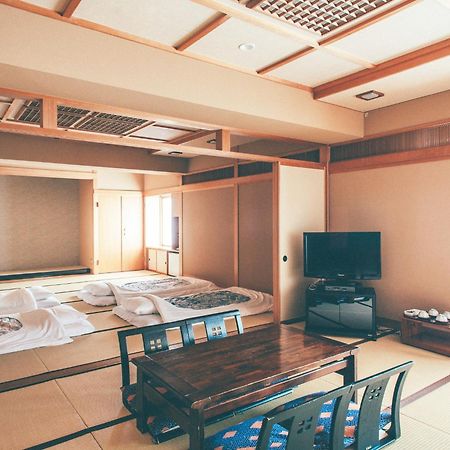 Kanazawa Kokusai Hotel Bagian luar foto
