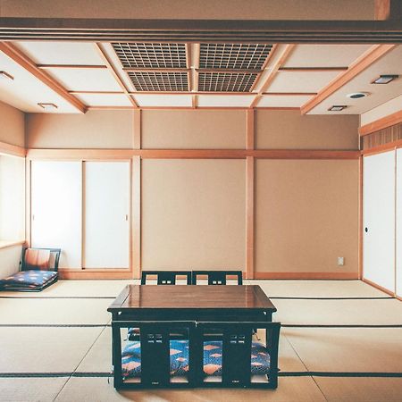 Kanazawa Kokusai Hotel Bagian luar foto
