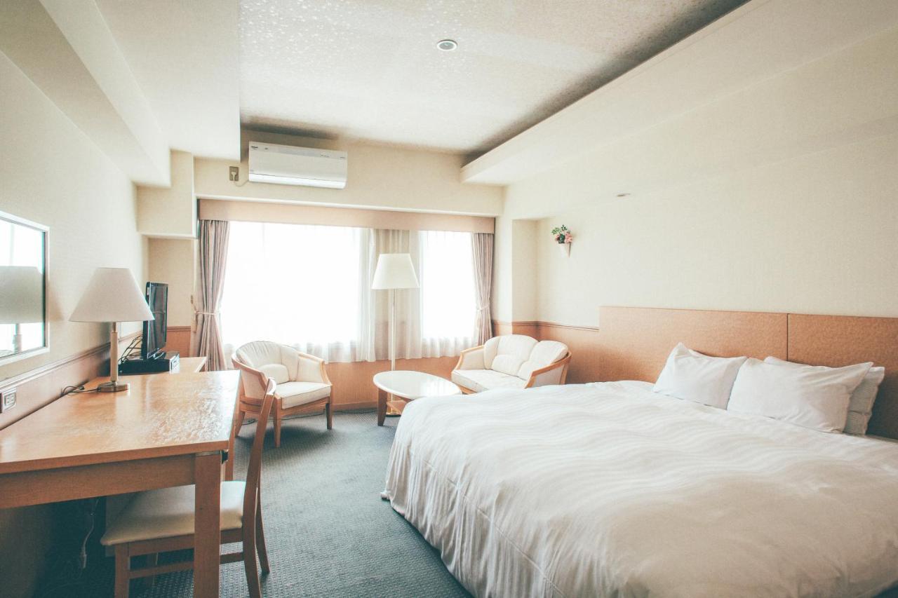 Kanazawa Kokusai Hotel Bagian luar foto