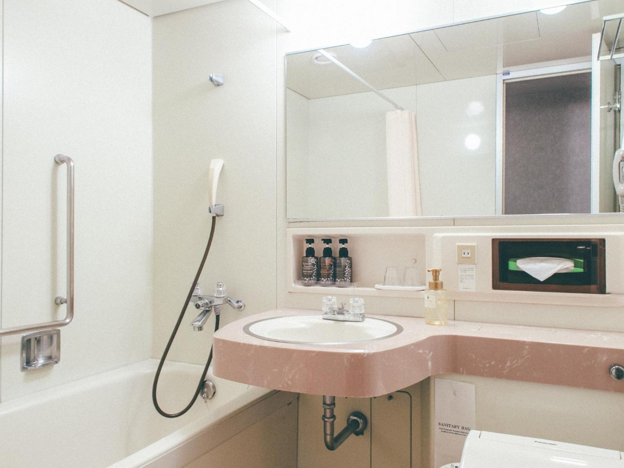 Kanazawa Kokusai Hotel Bagian luar foto