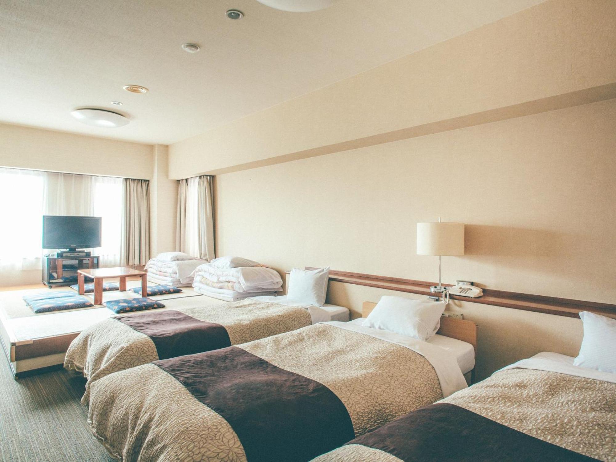 Kanazawa Kokusai Hotel Bagian luar foto