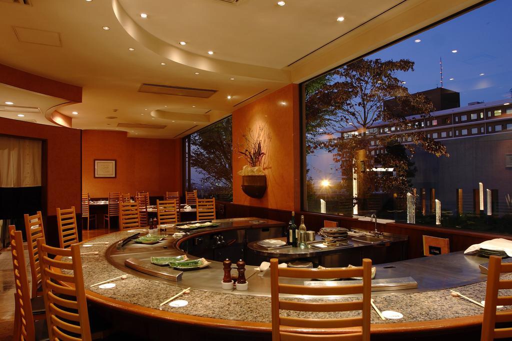 Kanazawa Kokusai Hotel Bagian luar foto