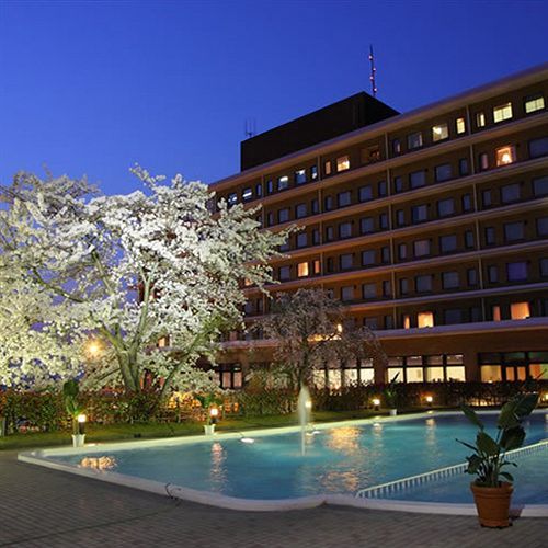 Kanazawa Kokusai Hotel Bagian luar foto
